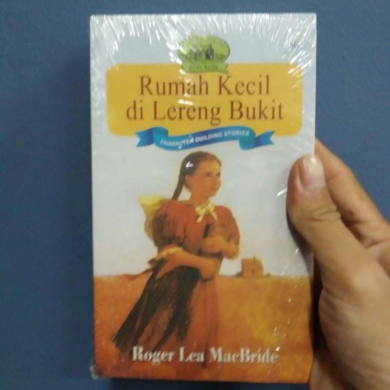 Menjelajah ke Seberang Bukit