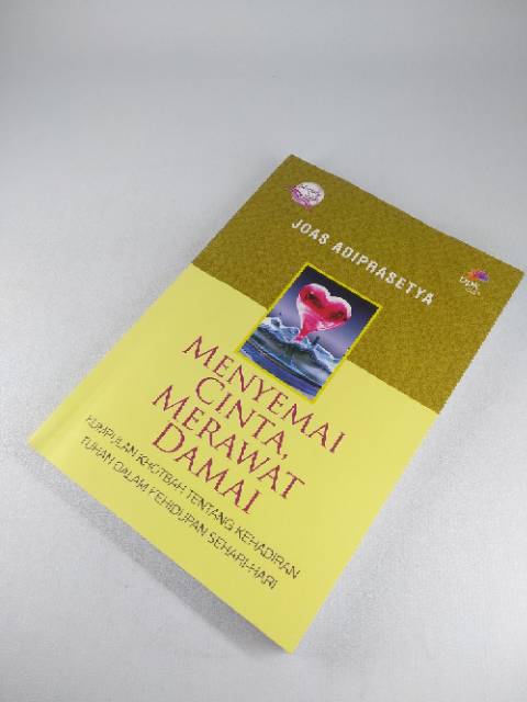 Menyemai Cinta