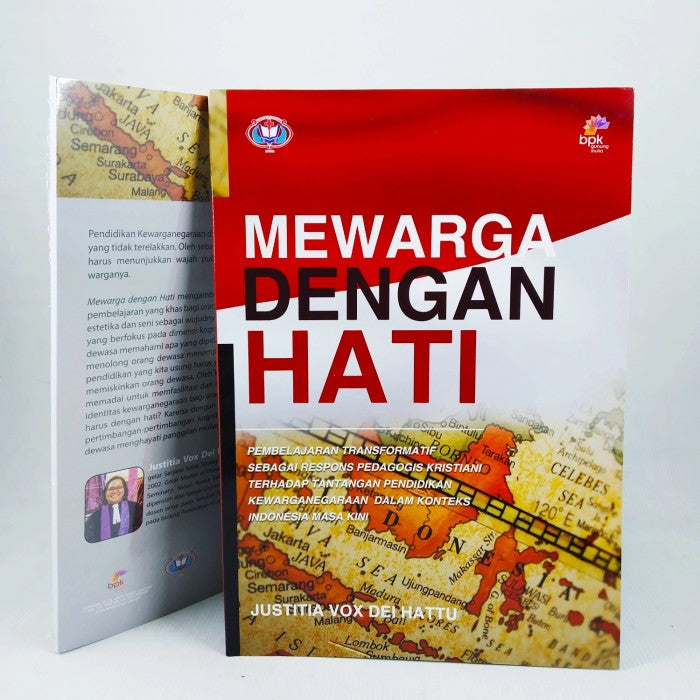 Mewarga Dengan Hati